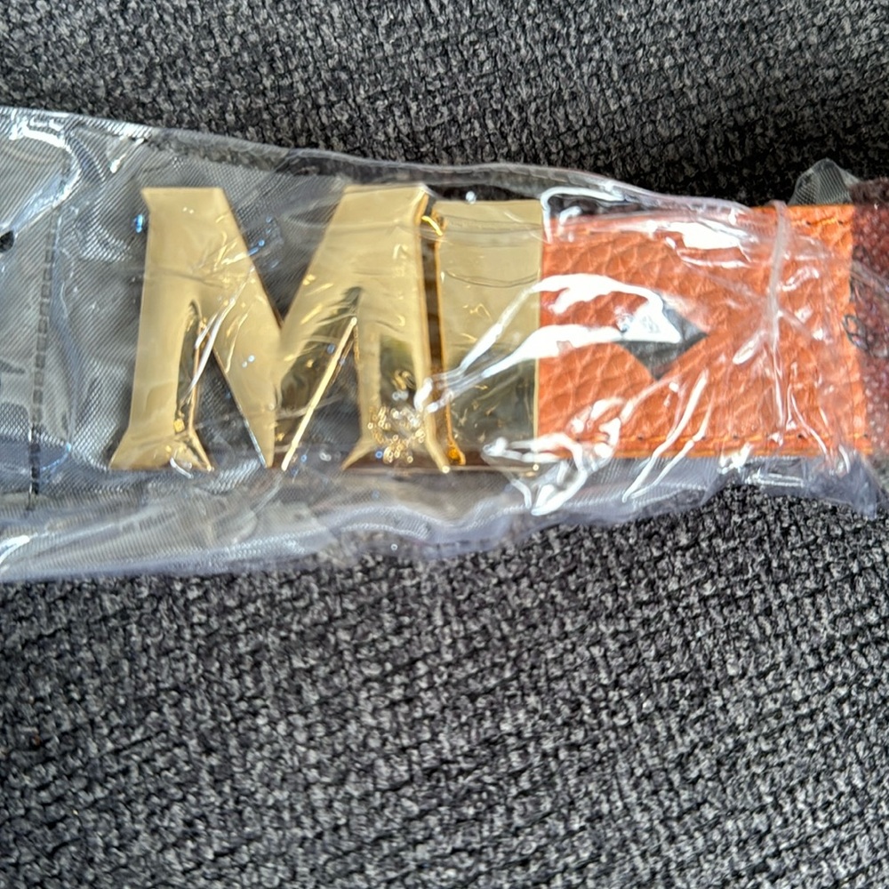 NWT…. MCM belt new no tags. Still in the package and covers.
